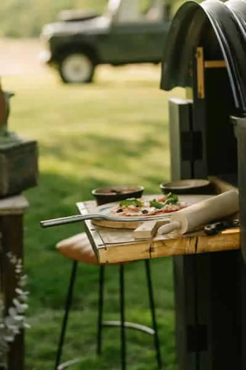 garden pizza hut preparation area