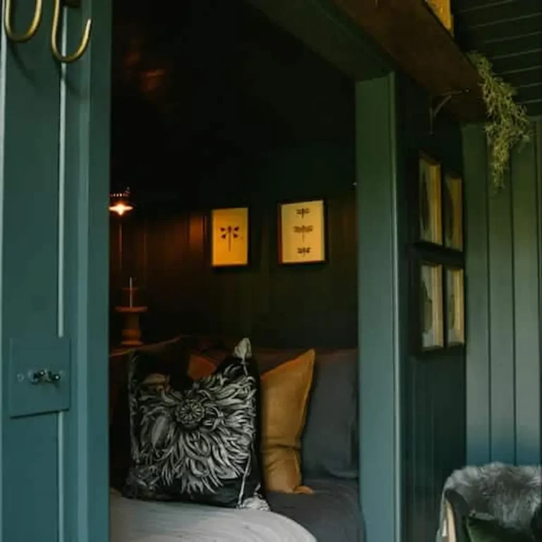 saltgrass bespoke shepherds hut seating area